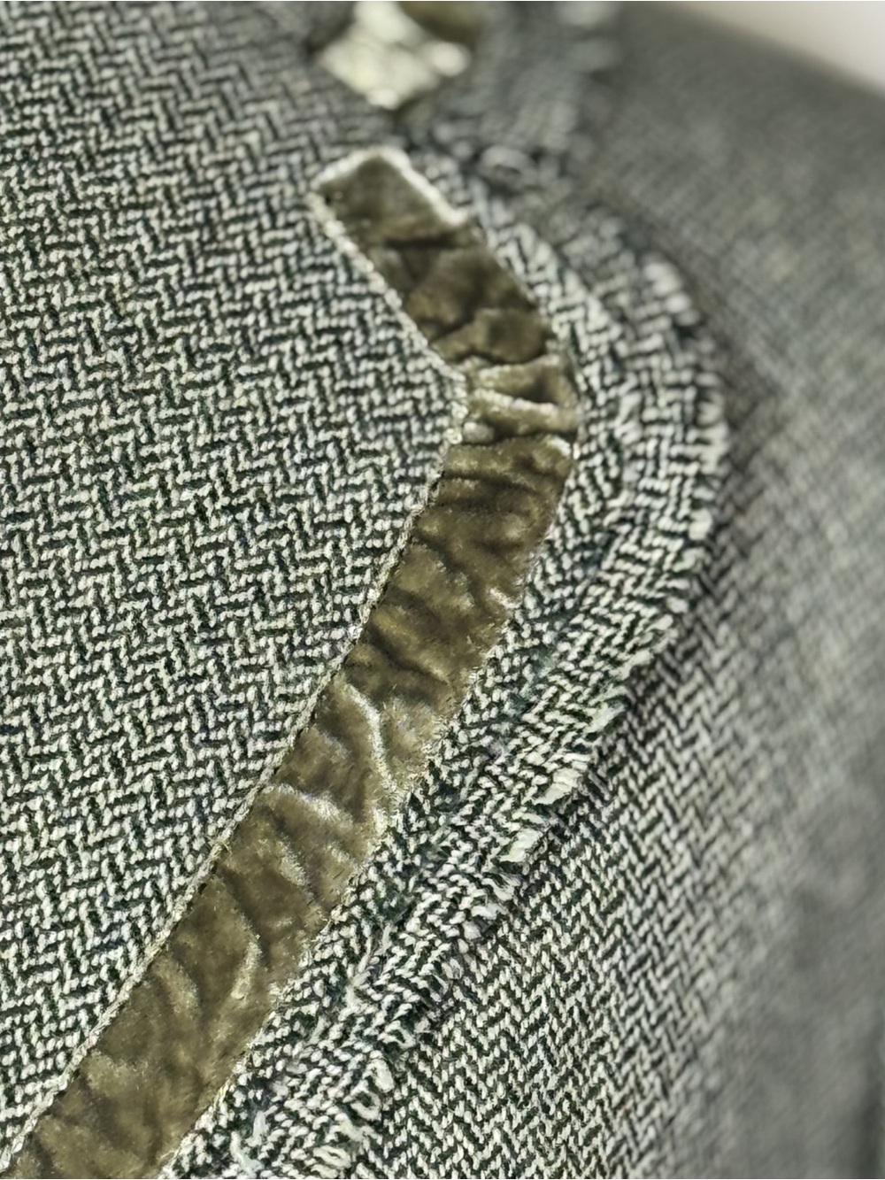 Banana Republic Wool Blazer w/ Velvet Trim + Floral Brooch tweed size 4 - Picture 11 of 14